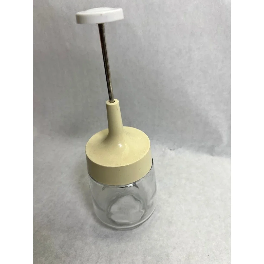 Vintage Gemco Glass Nut Chopper Manual Hand Crank Plunger Cream USA Made